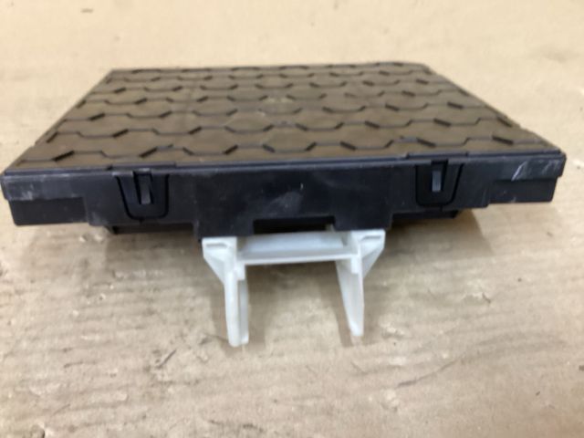 bontott VW PASSAT B8 Komfort Elektronika