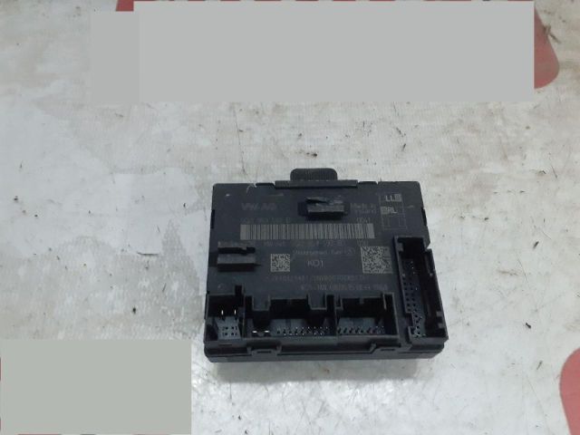 bontott VW PASSAT B8 Komfort Elektronika