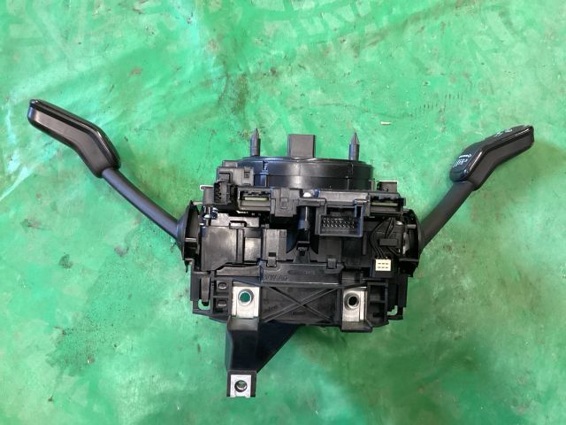 bontott VW PASSAT B8 Komplett Kormánykapcsoló (Bajuszkapcsoló)