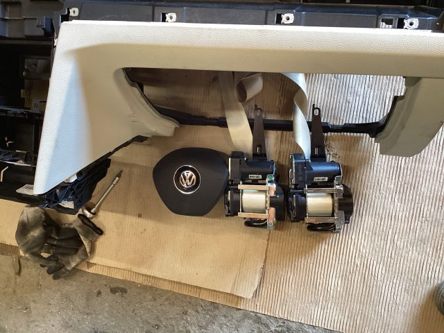 bontott VW PASSAT B8 Komplett Légzsák Szett