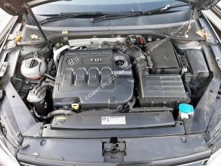 bontott VW PASSAT B8 Könyöklő