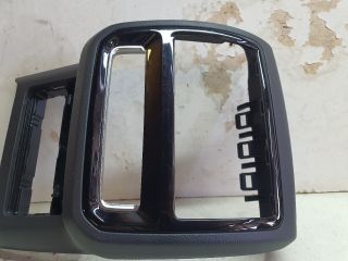 bontott VW PASSAT B8 Középső Szellőző Keret