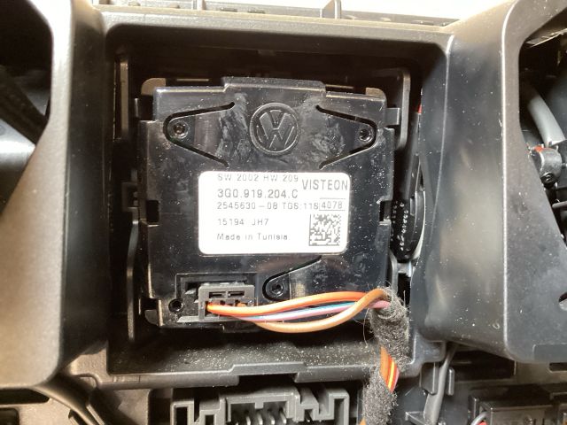 bontott VW PASSAT B8 Középső Szellőző