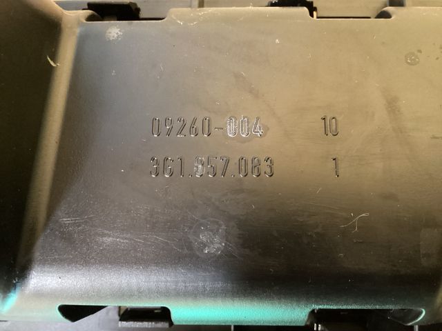 bontott VW PASSAT B8 Középső Szellőző