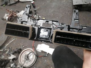 bontott VW PASSAT B8 Középső Szellőző