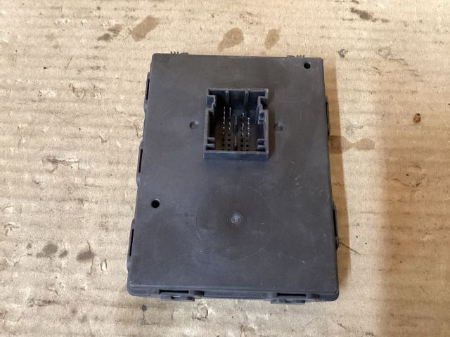 bontott VW PASSAT B8 Kulcs Nélküli Nyitás Jeladó