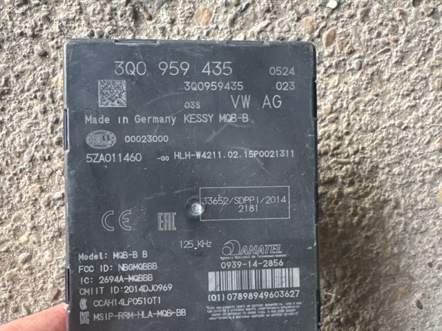 bontott VW PASSAT B8 Kulcs Nélküli Nyitás Jeladó