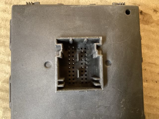 bontott VW PASSAT B8 Kulcs Nélküli Nyitás Jeladó