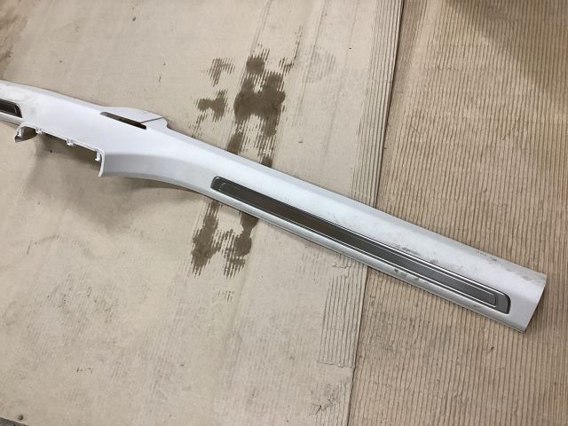 bontott VW PASSAT B8 Küszöb Burkolat