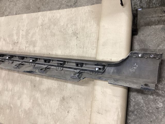 bontott VW PASSAT B8 Küszöb Burkolat