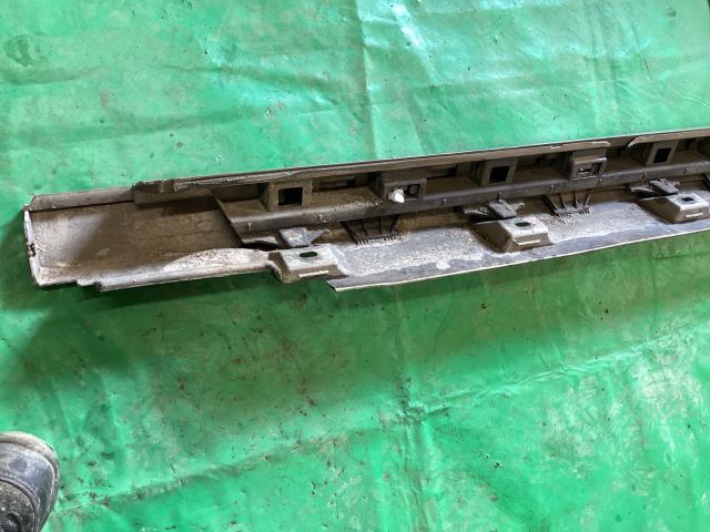 bontott VW PASSAT B8 Küszöb Burkolat