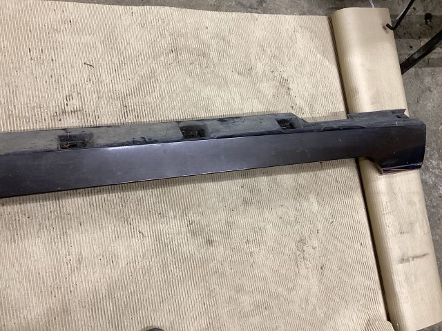 bontott VW PASSAT B8 Küszöb Burkolat