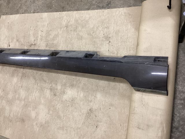 bontott VW PASSAT B8 Küszöb Burkolat