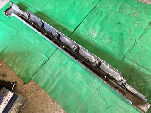 bontott VW PASSAT B8 Küszöb Burkolat