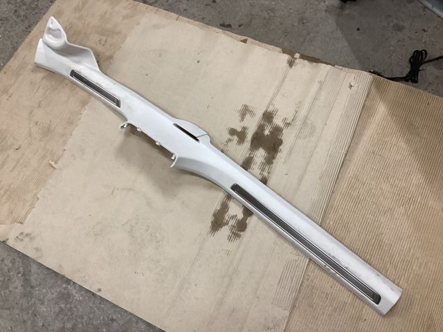 bontott VW PASSAT B8 Küszöb Burkolat