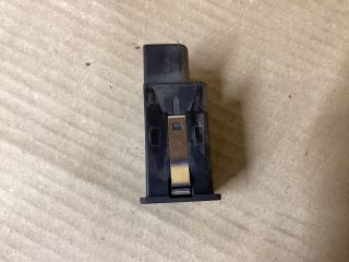 bontott VW PASSAT B8 Légzsák Kapcsoló