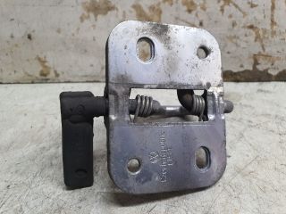 bontott VW PASSAT B8 Motorháztető Biztonsági Kampó