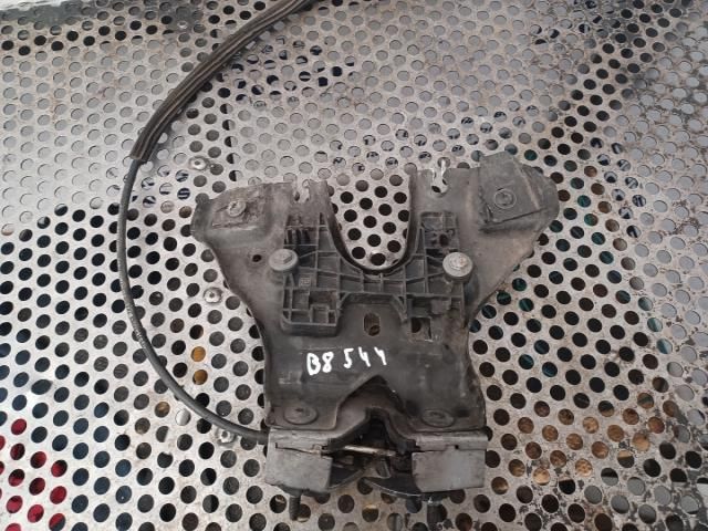 bontott VW PASSAT B8 Motorháztető Zárszerkezet