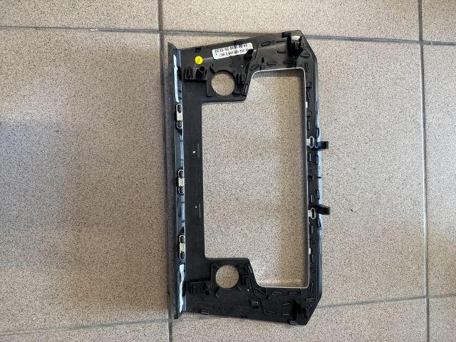 bontott VW PASSAT B8 Multifunkciós Kijelző Keret