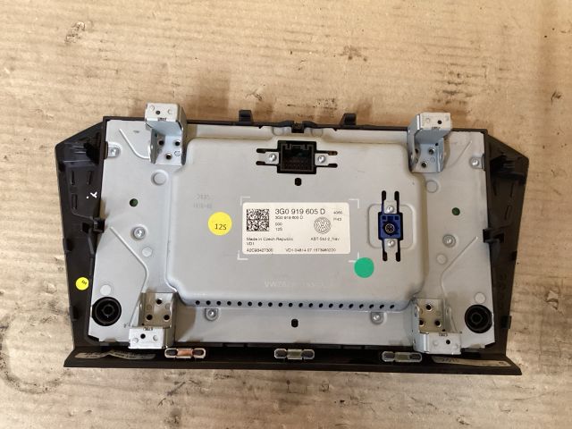 bontott VW PASSAT B8 Multifunkciós Kijelző