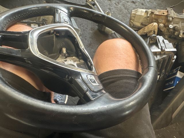 bontott VW PASSAT B8 Multikormány