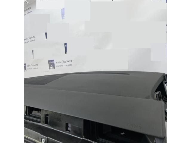 bontott VW PASSAT B8 Műszerfal Héj