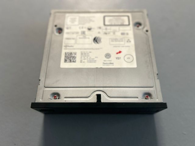 bontott VW PASSAT B8 Navigációs Fejegység