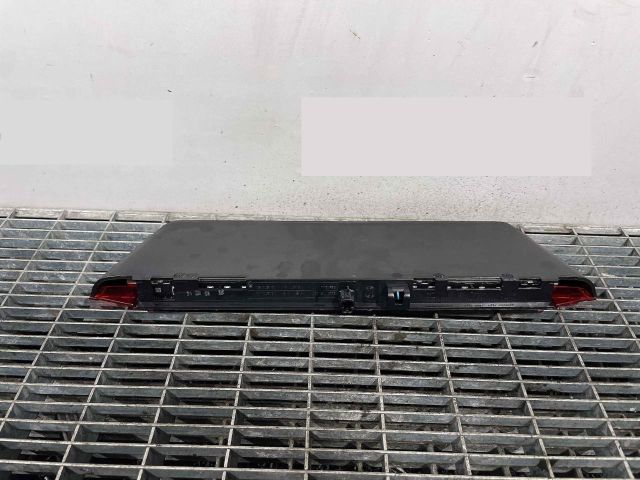 bontott VW PASSAT B8 Pótféklámpa