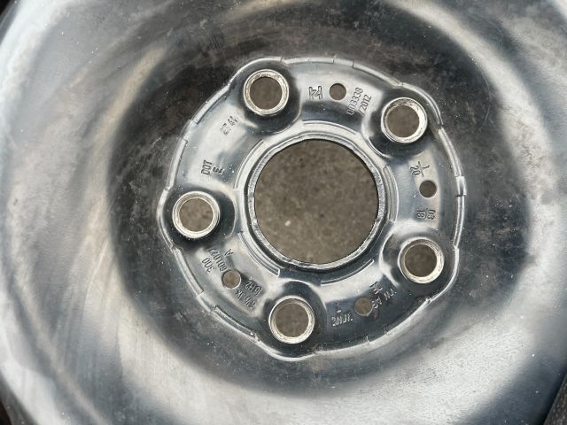 bontott VW PASSAT B8 Pótkerék Szerszámtartó