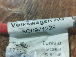 bontott VW PASSAT B8 Pozitív Kábel