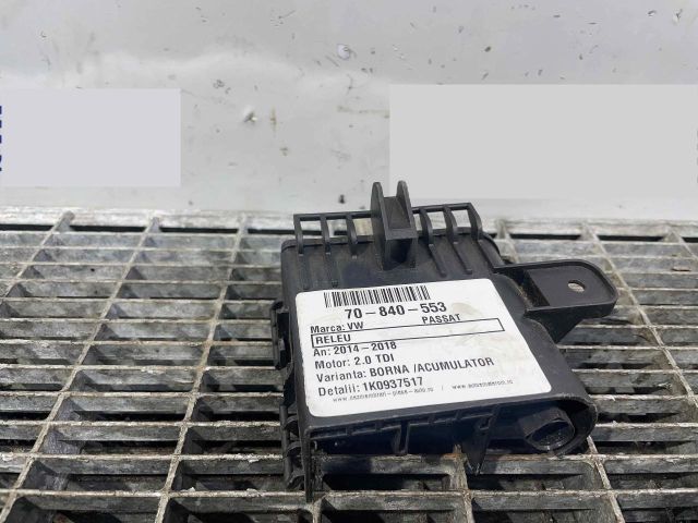 bontott VW PASSAT B8 Relé