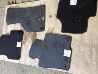 bontott VW PASSAT B8 Szőnyeg Szett