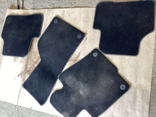 bontott VW PASSAT B8 Szőnyeg Szett