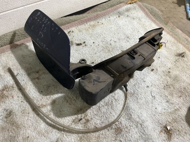 bontott VW PASSAT B8 Tankajtó