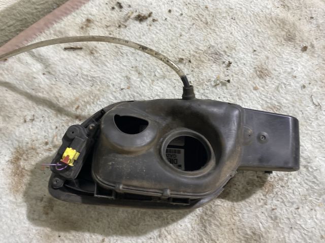 bontott VW PASSAT B8 Tankajtó