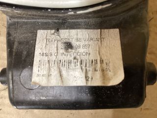 bontott VW PASSAT B8 Tankajtó