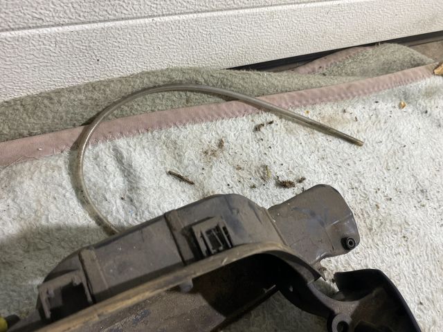 bontott VW PASSAT B8 Tankajtó