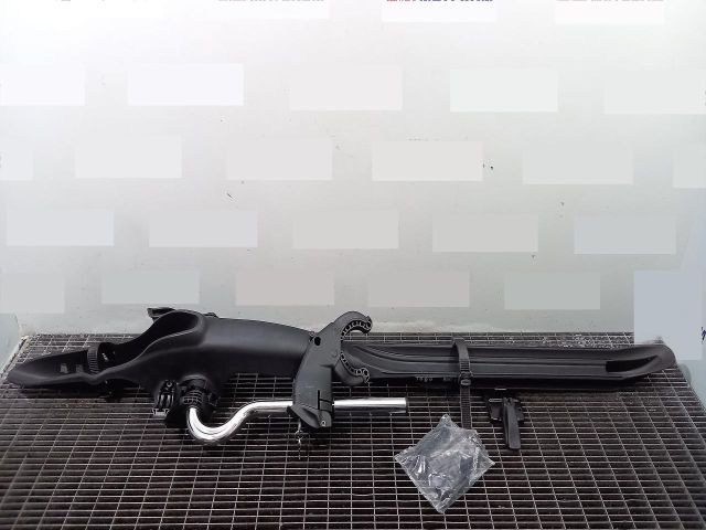 bontott VW PASSAT B8 Tartó Bak