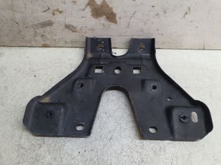 bontott VW PASSAT B8 Tartó Bak