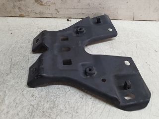 bontott VW PASSAT B8 Tartó Bak