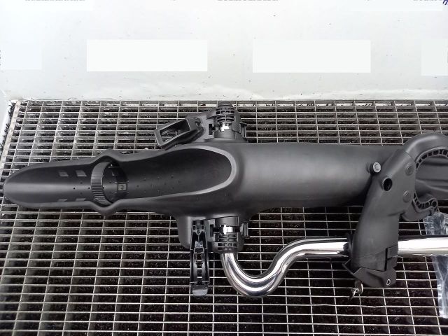 bontott VW PASSAT B8 Tartó Bak