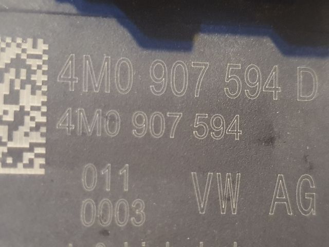 bontott VW PASSAT B8 Tetőablak Vezérlő Panel