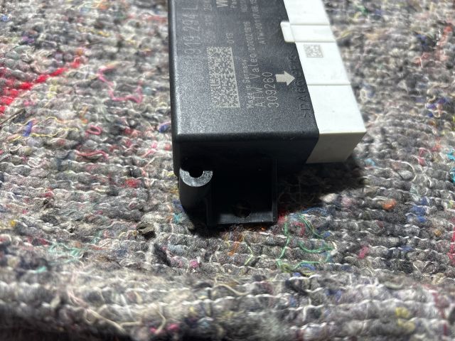 bontott VW PASSAT B8 Tolatóradar Elektronika