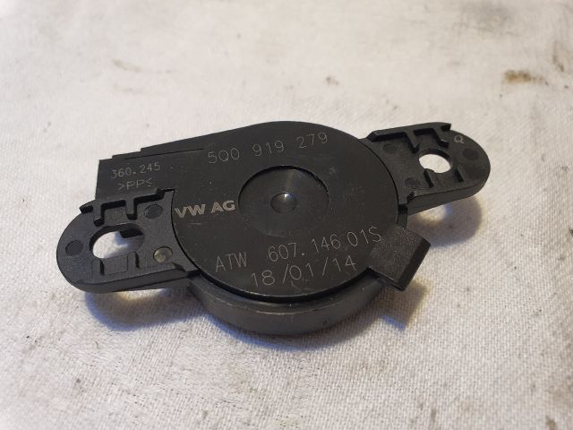 bontott VW PASSAT B8 Tolatóradar Hangszóró
