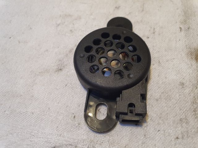 bontott VW PASSAT B8 Tolatóradar Hangszóró