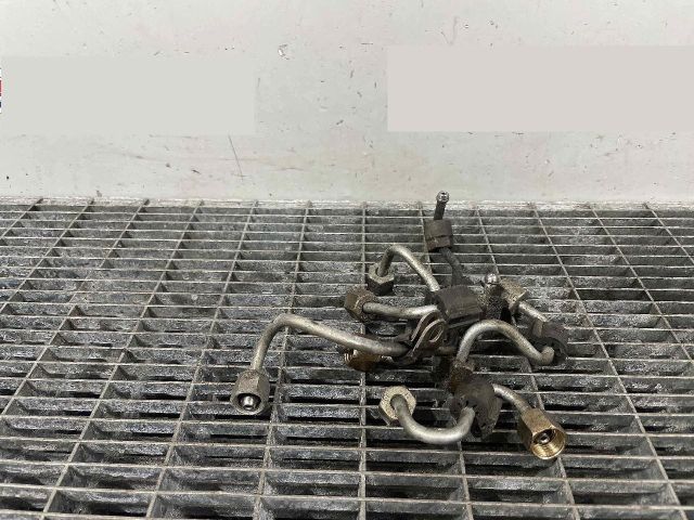 bontott VW PASSAT B8 Üzemanyagcső