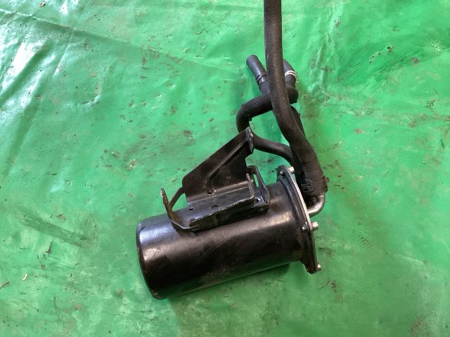 bontott VW PASSAT B8 Üzemanyagszűrő Ház