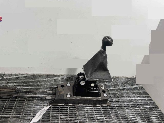 bontott VW PASSAT B8 Váltógomb