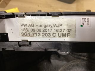 bontott VW PASSAT B8 Váltószoknya Rögzítő Keret