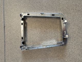 bontott VW PASSAT B8 Váltószoknya Rögzítő Keret